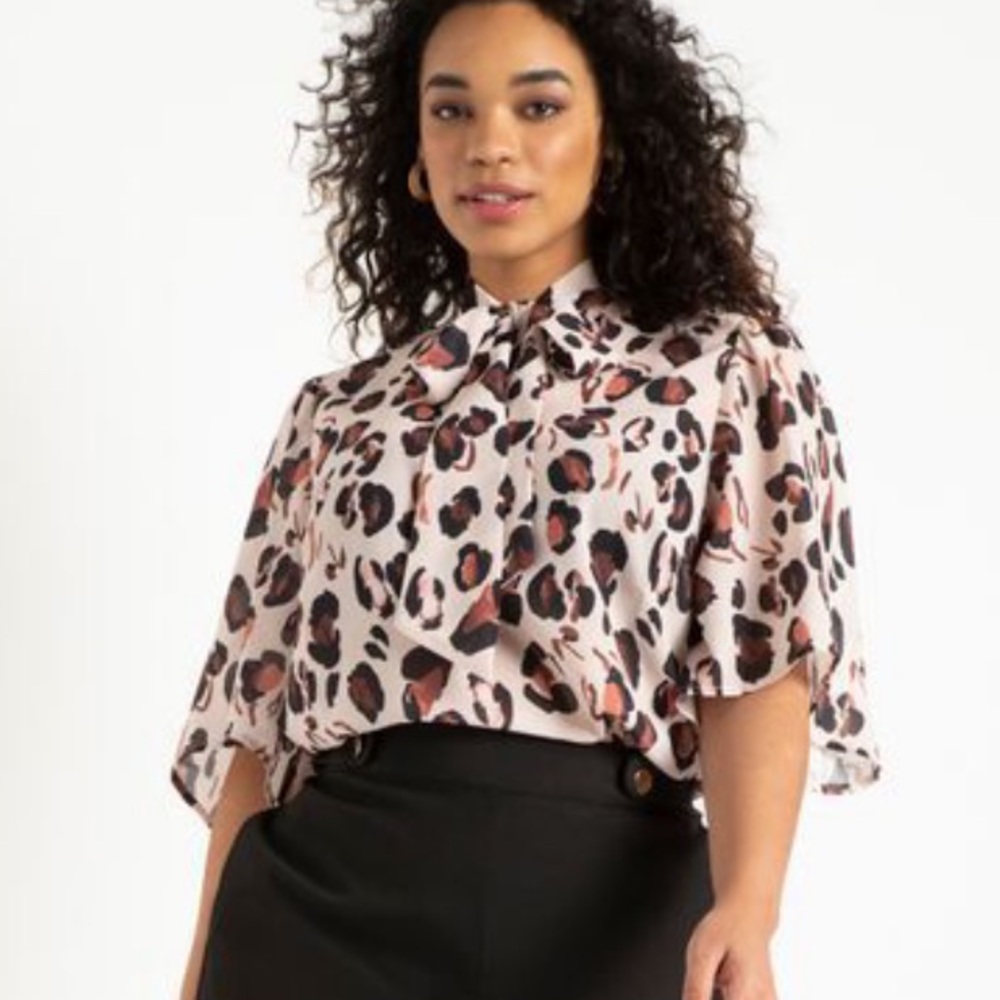 Abstract Cheetah Flutter Sleeve Top - image 3